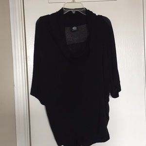 Bobeau black slouchy top